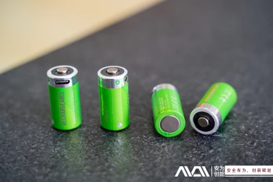 Tipi U Applikazzjonijiet ta' Batteriji: L-Imsieħba Inviżibbli fil-Ħajja Tagħn...